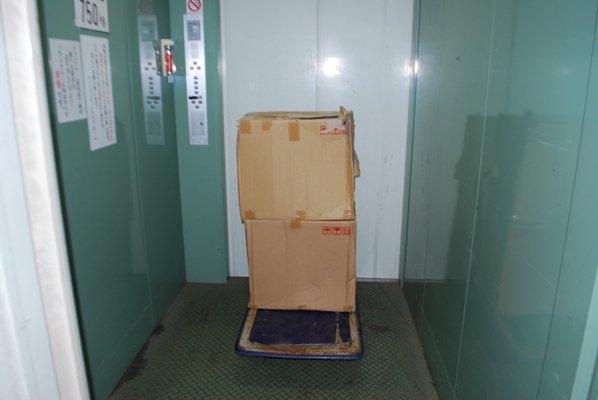 大型エレベータ